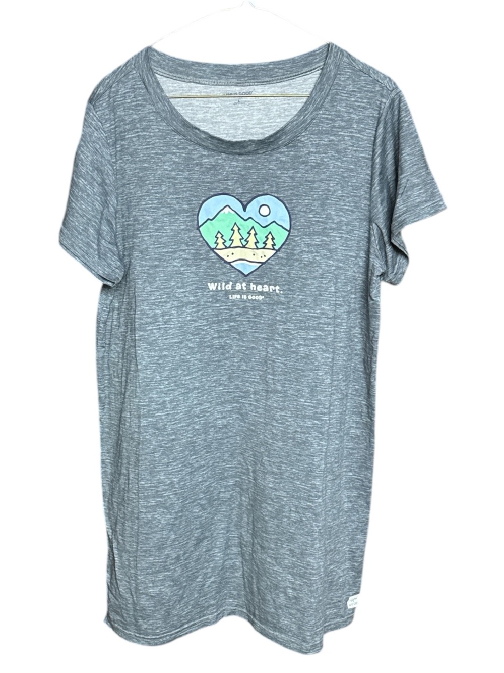 Life Is Good grey super soft sleep t-shirt with "Wild at Heart" graphic. Size L